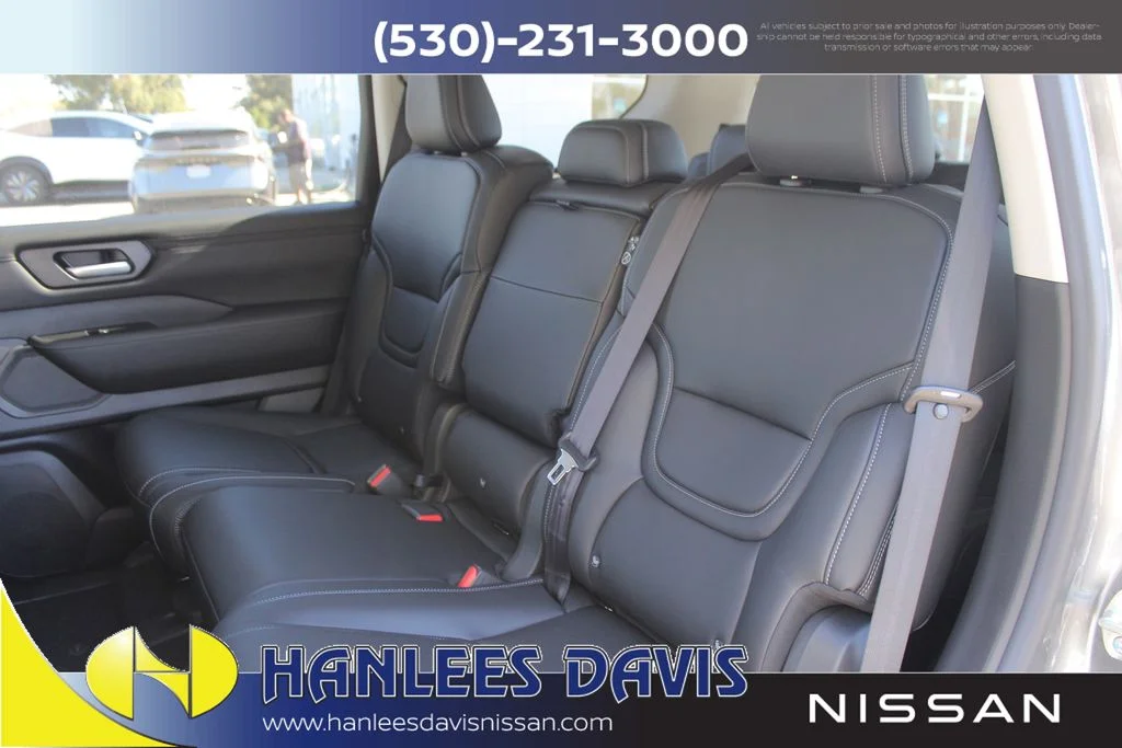 2026 Nissan Armada SV - Photo 15