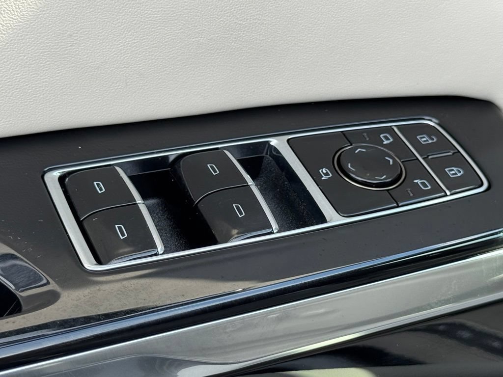 2026 Cadillac Escalade Platinum Luxury - Photo 20