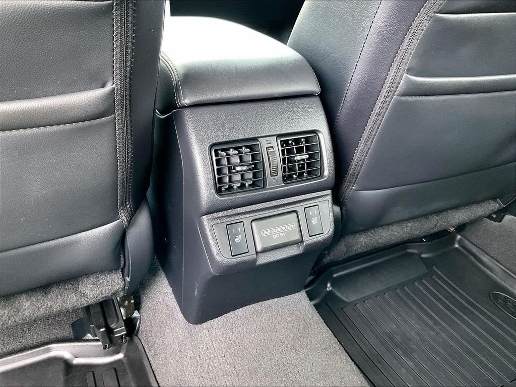 Used 2018 Crystal White Pearl Subaru 2.5i image 28