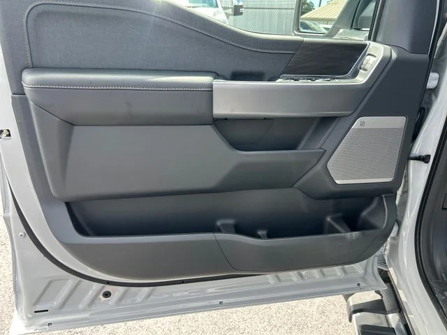 New 2026 Avalanche Ford Lariat® image 11