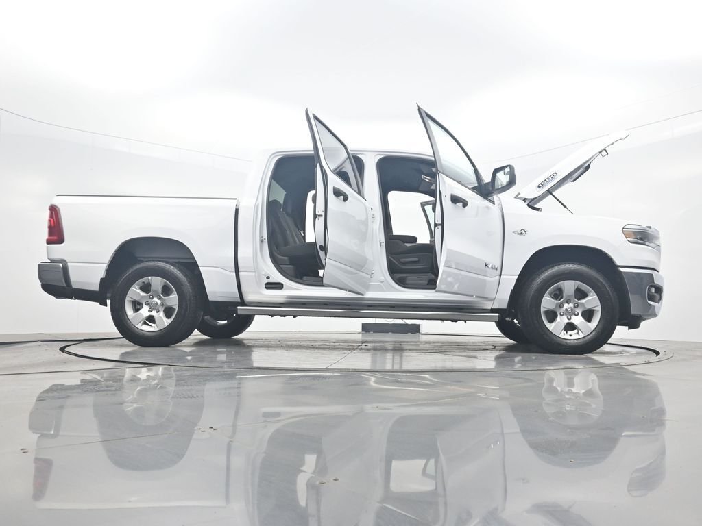 New 2026 Bright White Clear-Coat Exterior Paint RAM Big Horn/Lone Star image 47