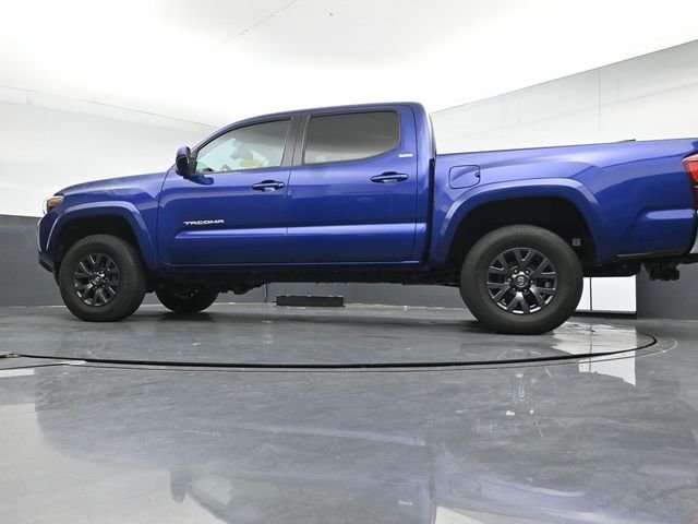 Used 2023 Blue Toyota SR5 image 28