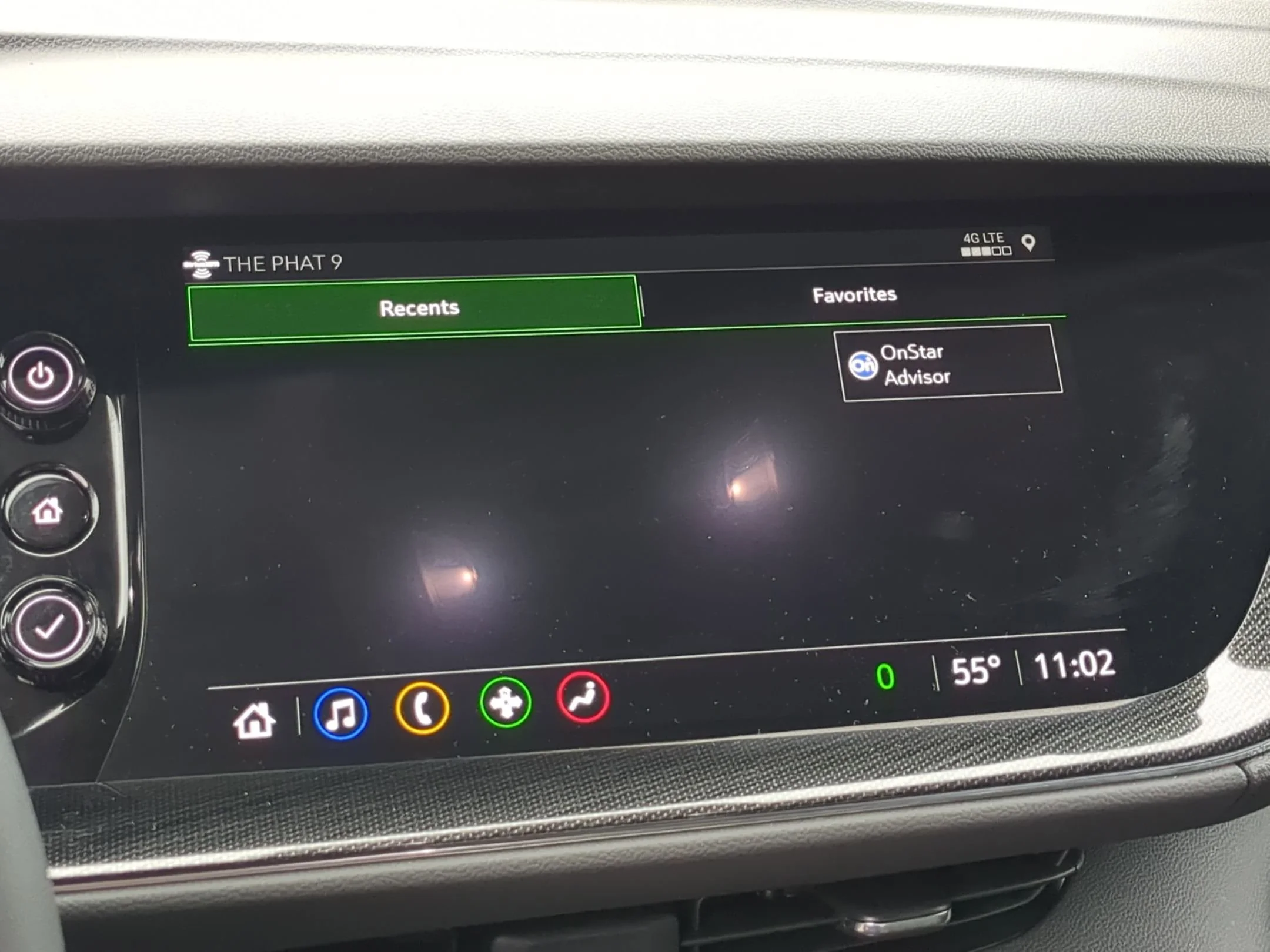 Used 2023 Summit White Buick Essence image 13