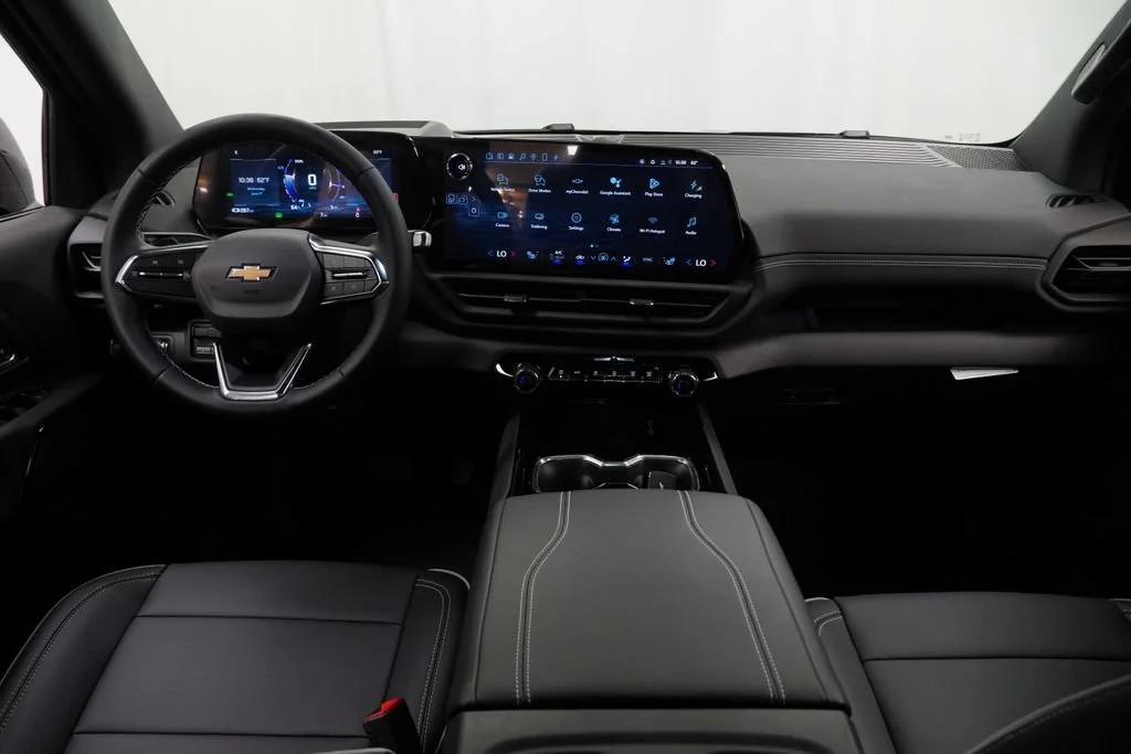 New 2026 Black Chevrolet LT - Extended Range image 7