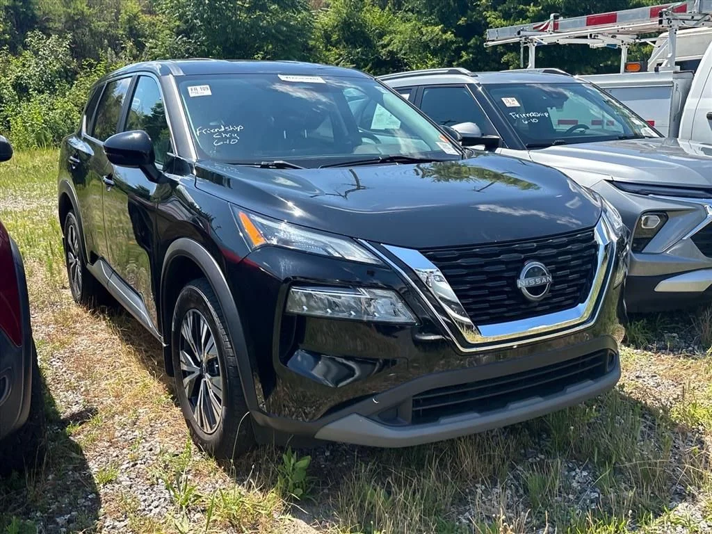 Used 2022 Black Nissan SV image 6
