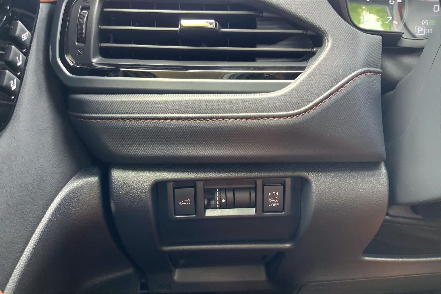 Used 2025 Magnetite Gray Metallic Subaru Touring image 34