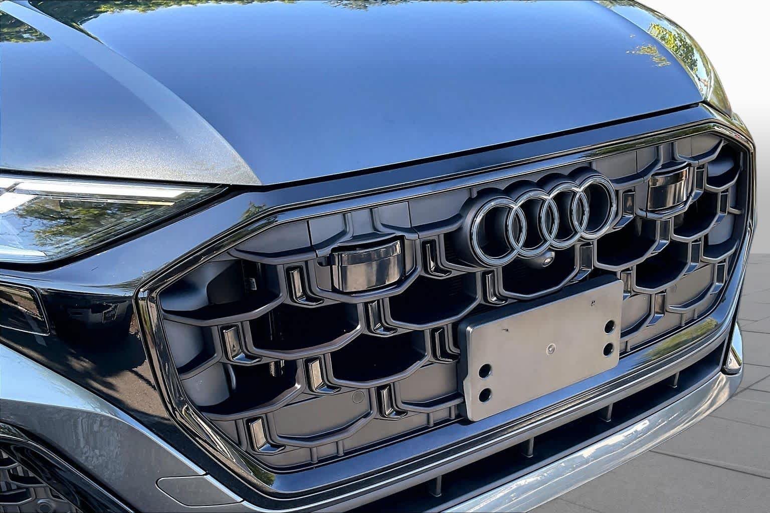 Used 2026 Daytona Gray Pearl Effect Audi Prestige image 31