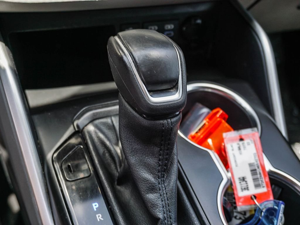 Used 2022 Black Toyota XLE image 22