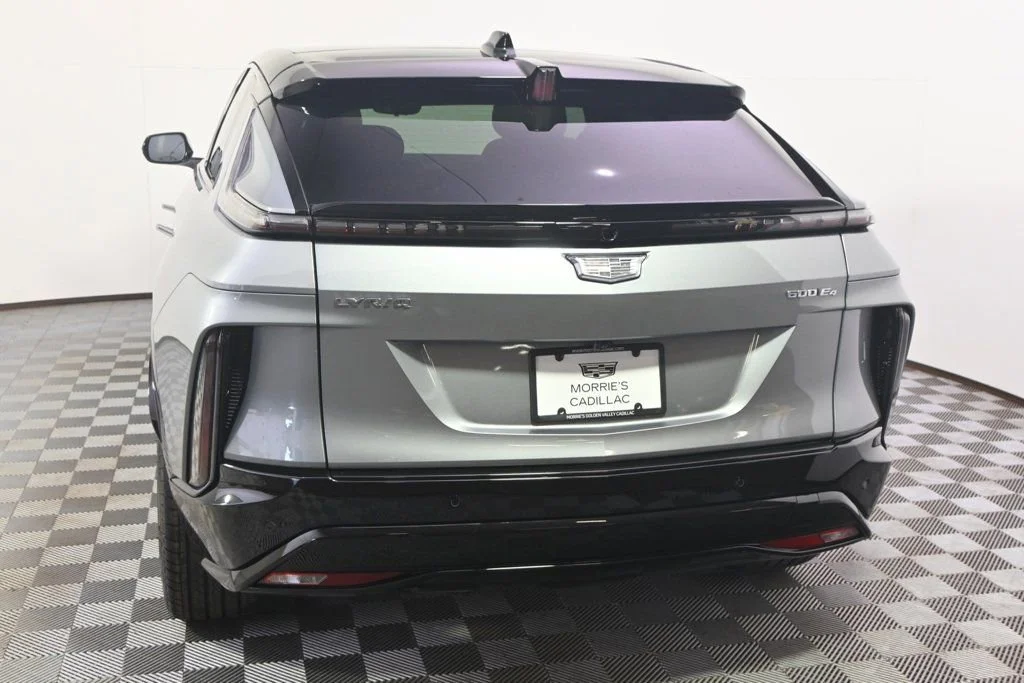 New 2025 Argent Silver Metallic Cadillac Sport 3 image 4