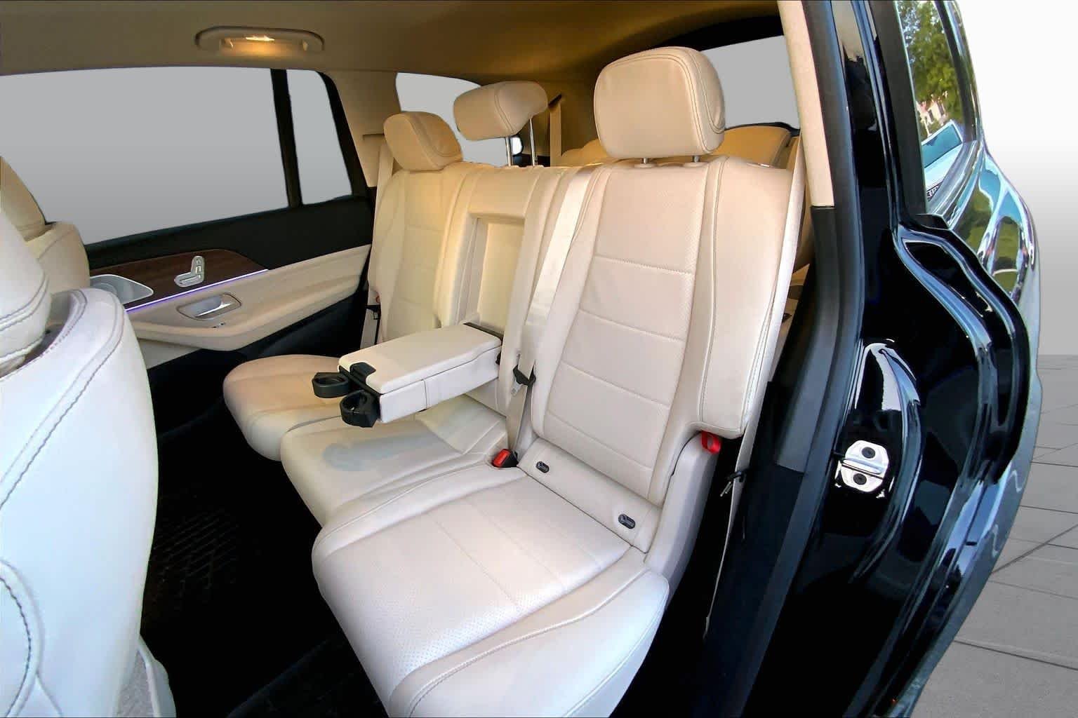 Used 2025 Twilight Blue Metallic Mercedes-Benz GLS 450 image 18