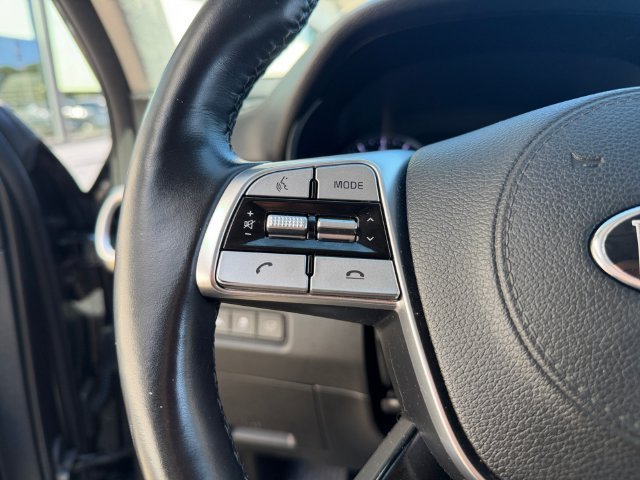 Used 2020 Gray Kia SX image 10
