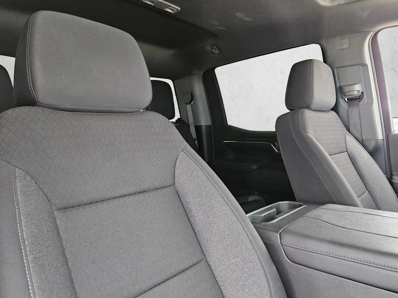 Used 2024 Onyx Black GMC Elevation image 25
