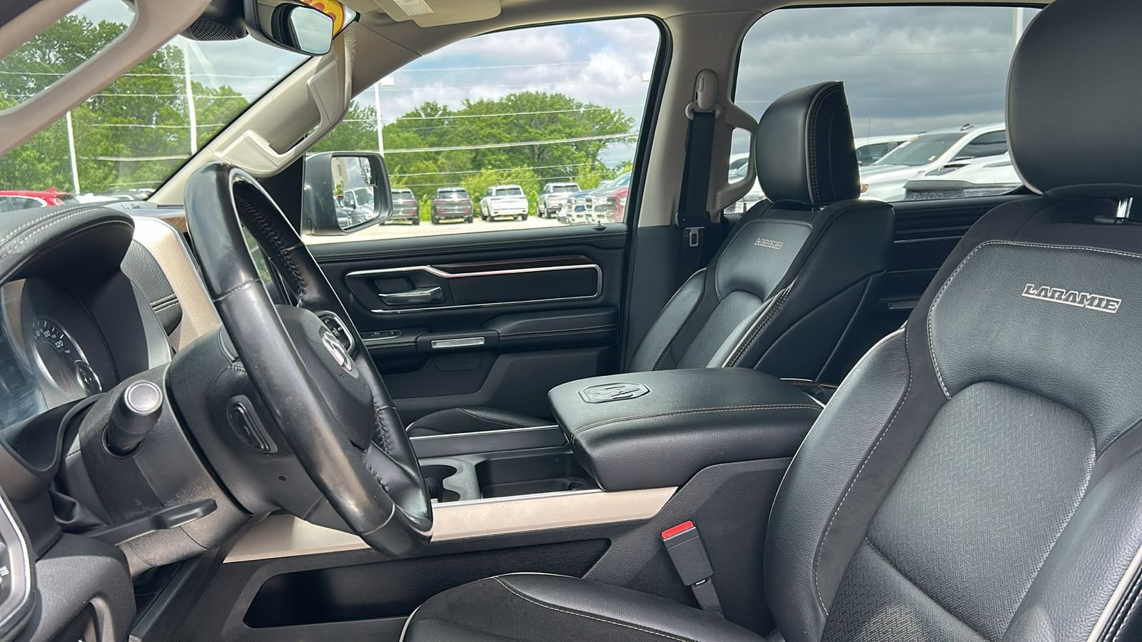 Used 2022 Red Ram Laramie image 10