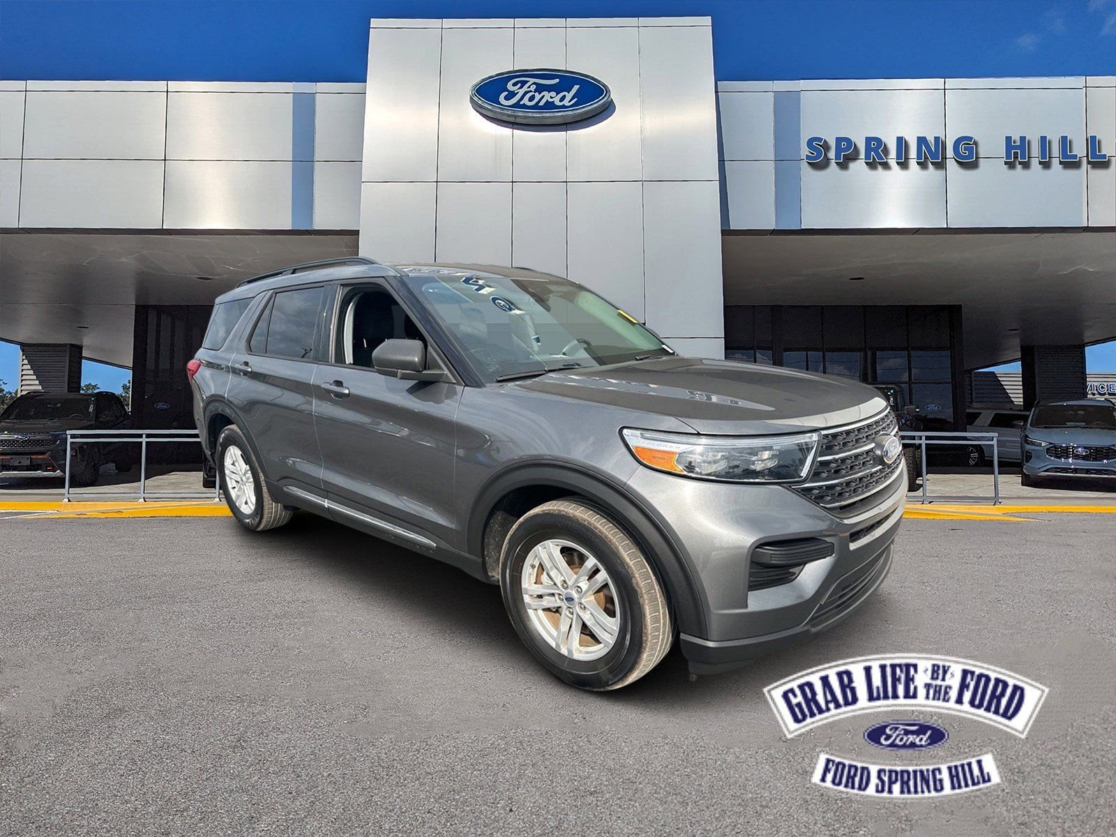 2023 Ford Explorer XLT RWD's photo