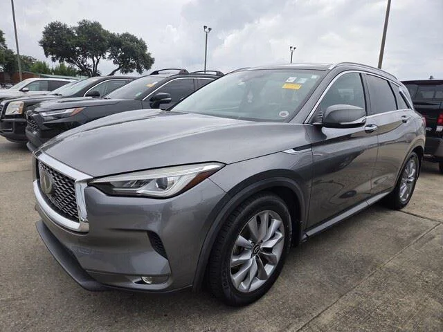 Used 2021 Graphite Shadow INFINITI LUXE image 6