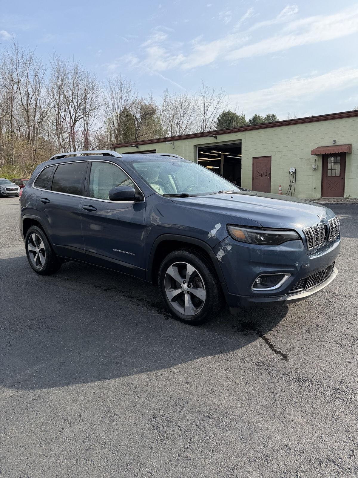 2019 Jeep Cherokee