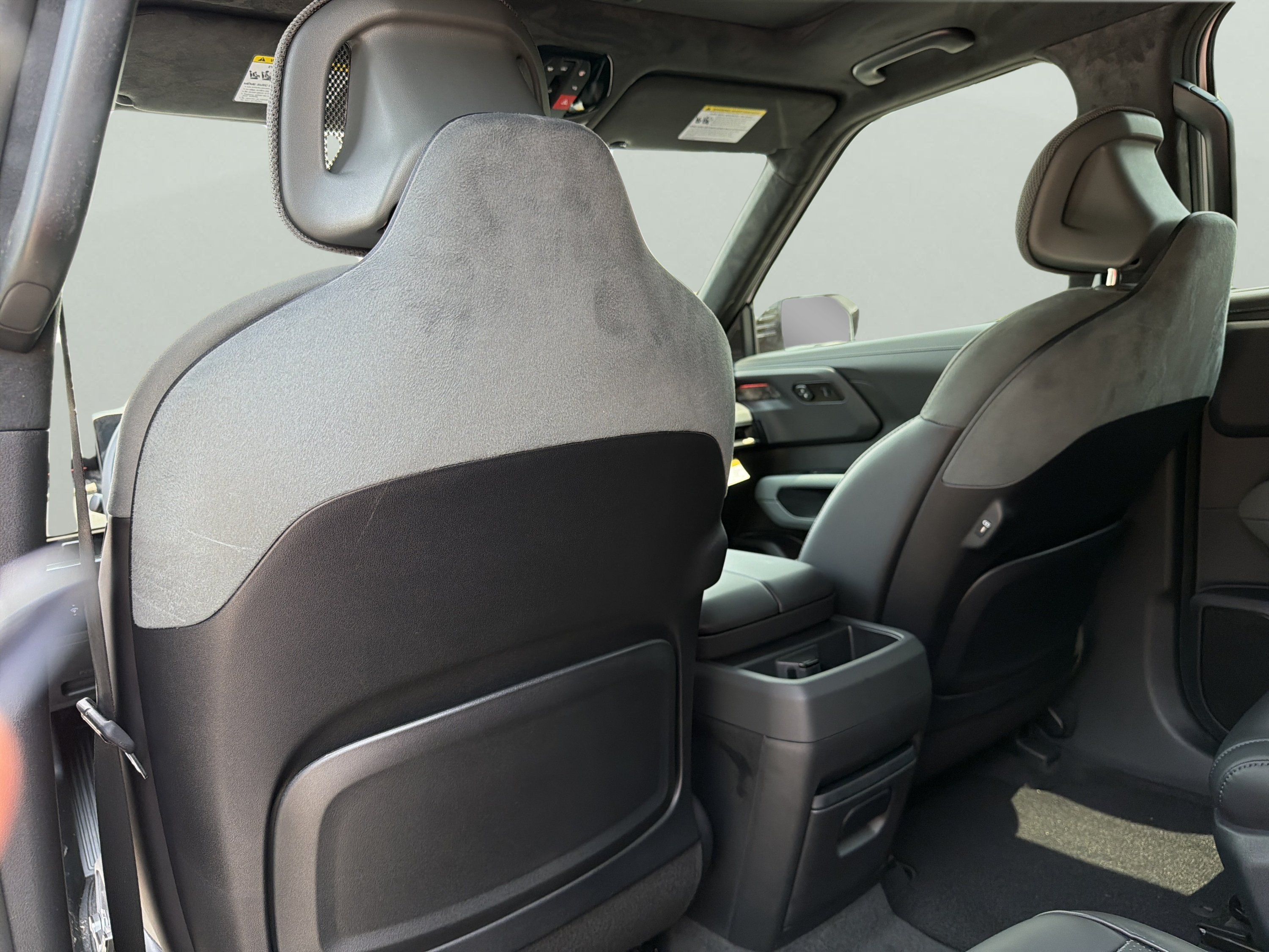 New 2027 Glacial White Pearl Kia X-Pro SX Prestige image 24
