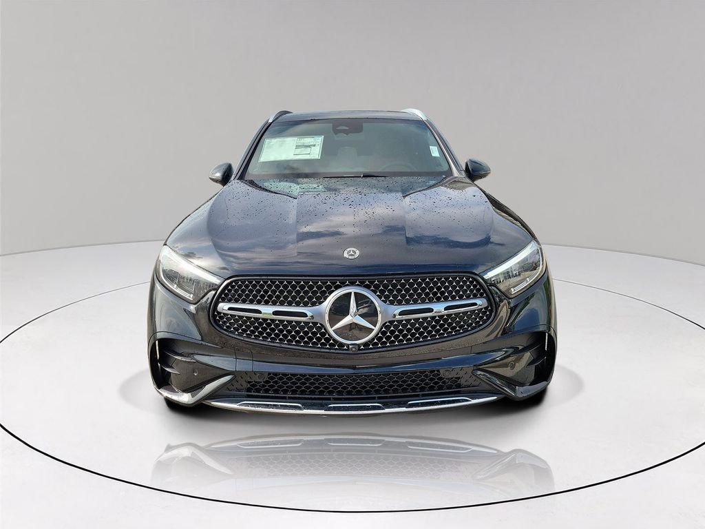 New 2026 Black Mercedes-Benz GLC 300 image 2