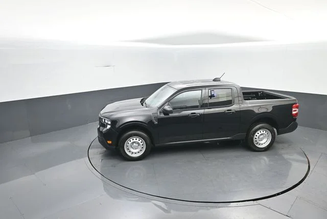New 2026 Black Ford XL image 25