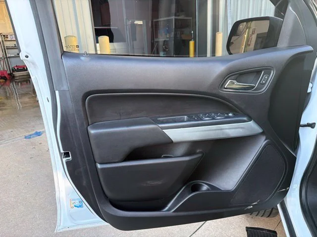 Used 2018 White Chevrolet ZR2 image 18