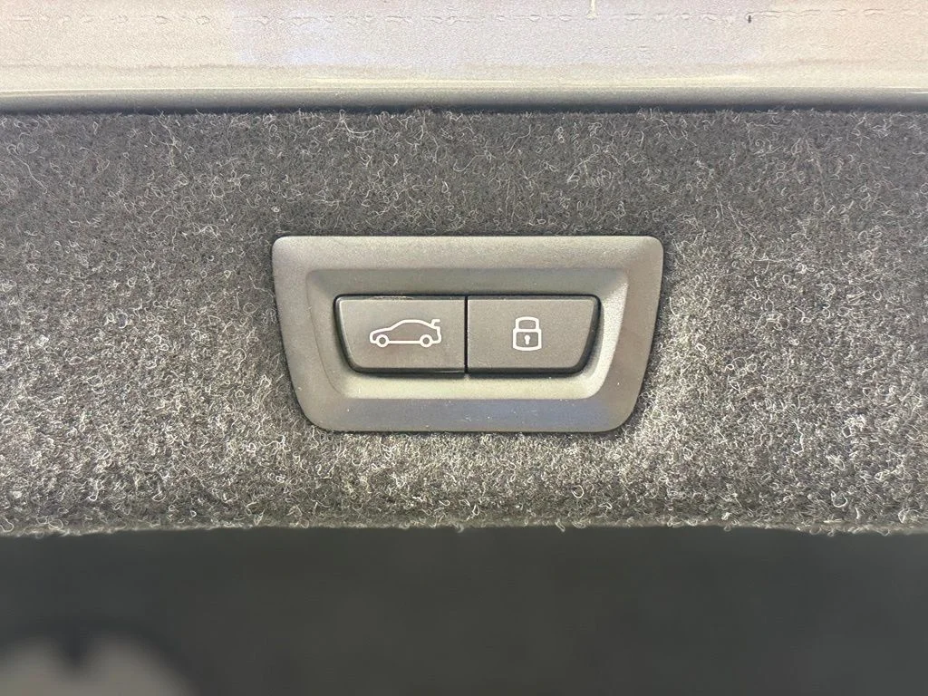Certified Used 2023 Skyscraper Grey Metallic BMW 540i xDrive image 31