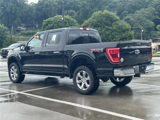 Used 2022 Agate Black Metallic Ford XLT image 19