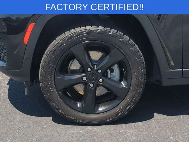 Used 2021 Black Jeep Altitude image 10