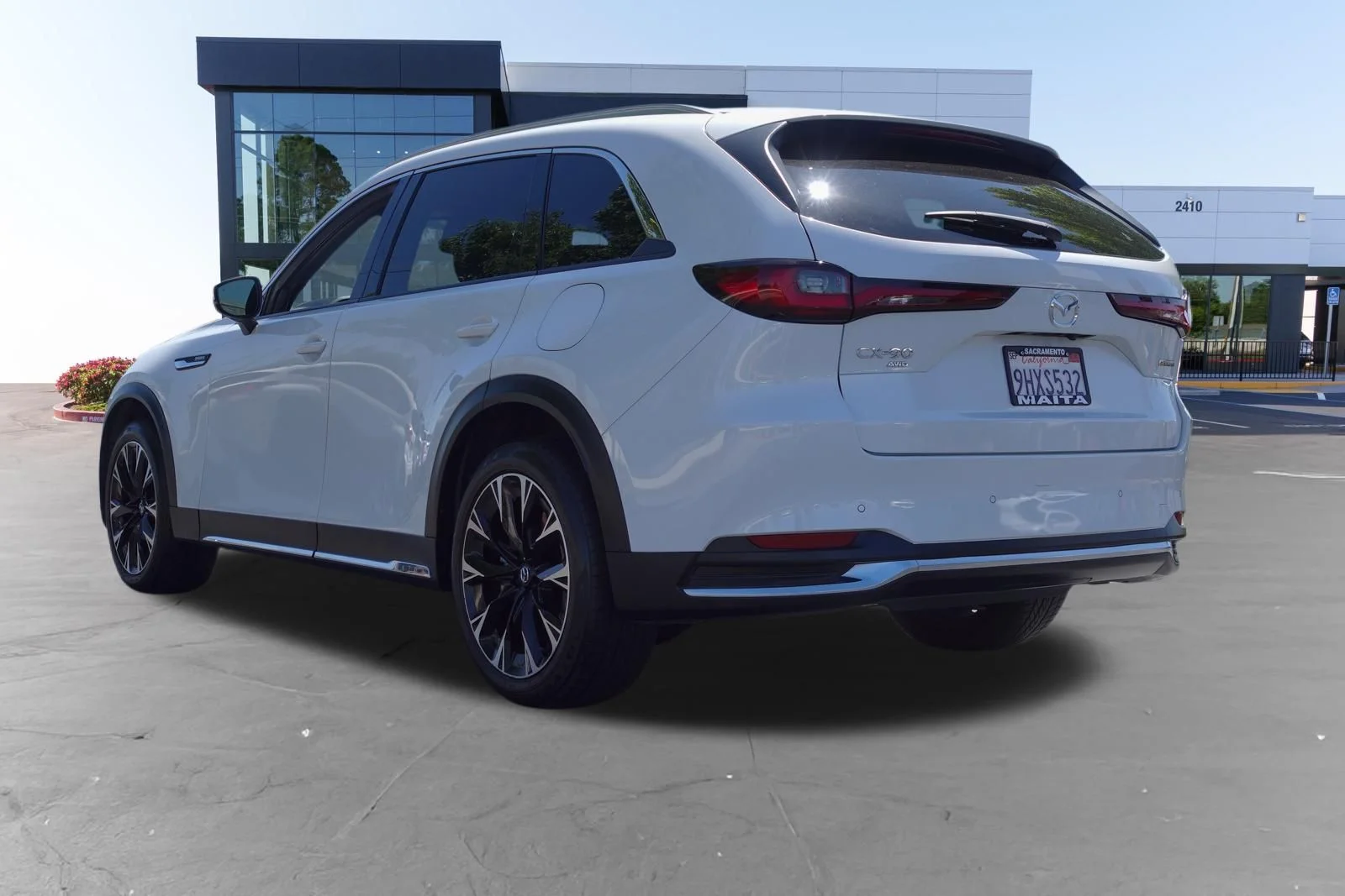 Certified Used 2024 Rhodium White Premium Mazda Premium Plus image 7