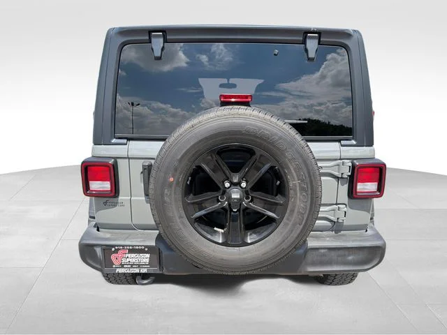 Used 2021 Gray Jeep Unlimited Sport Altitude image 6