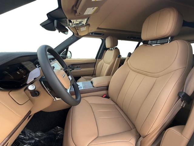 New 2026 Charente Grey Land Rover SE image 10