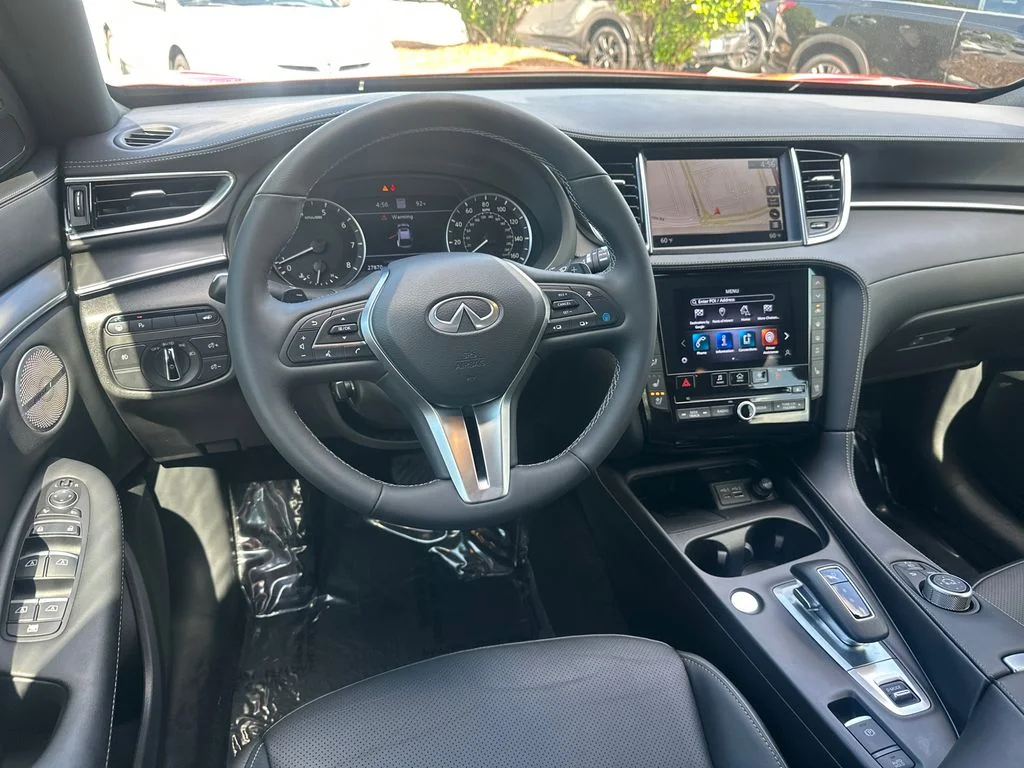 Used 2025 Red INFINITI ESSENTIAL image 19