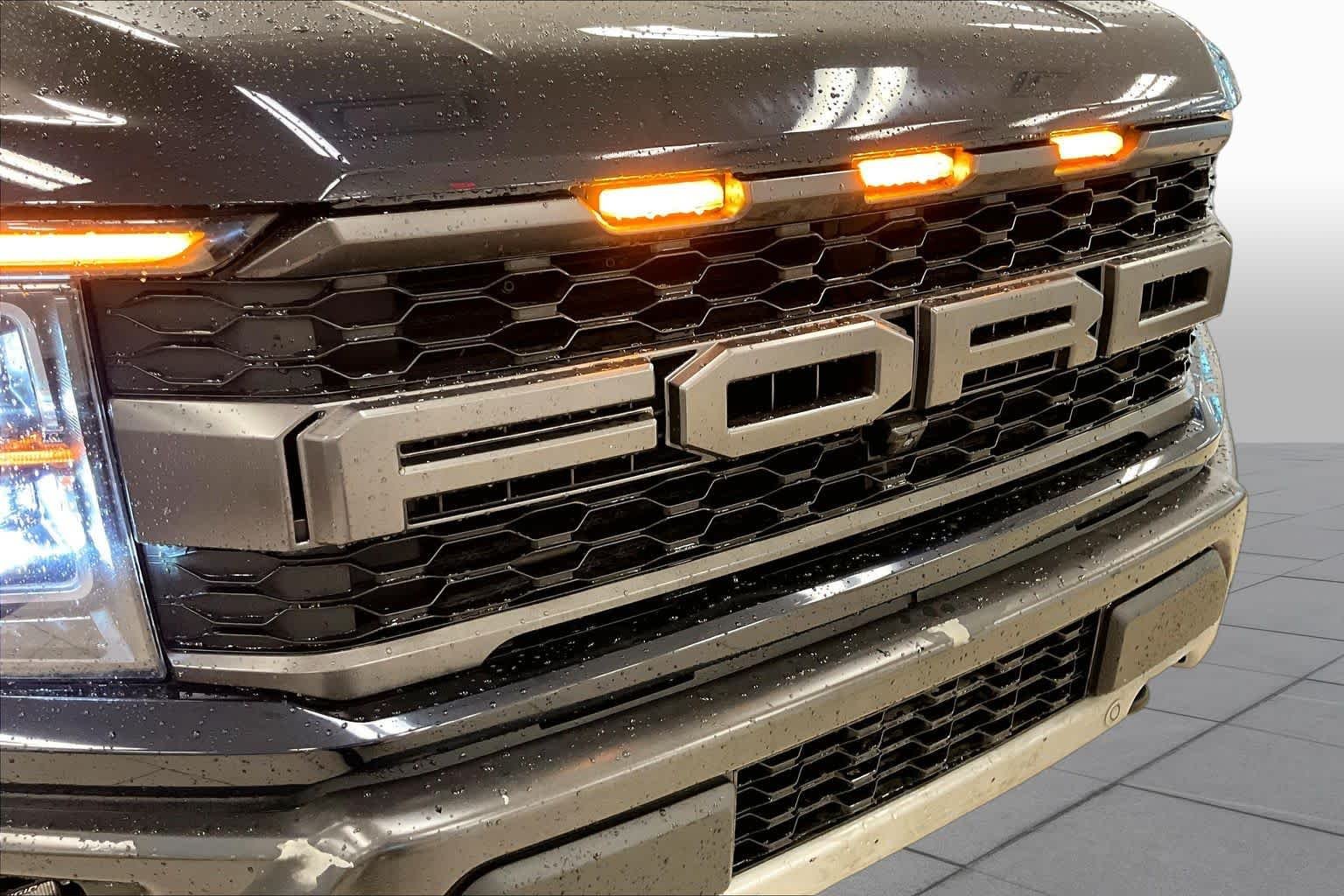 Used 2021 Antimatter Blue Metallic Ford Raptor image 29