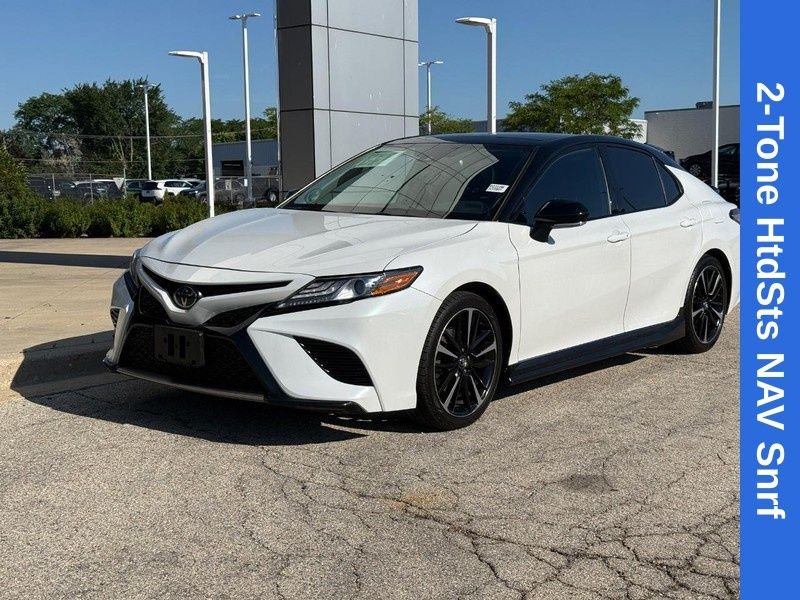 Used 2019 Midnight Black Metallic Toyota XSE image 7