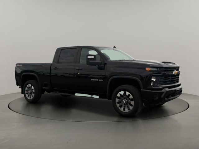 Used 2024 Black Chevrolet Custom image 9