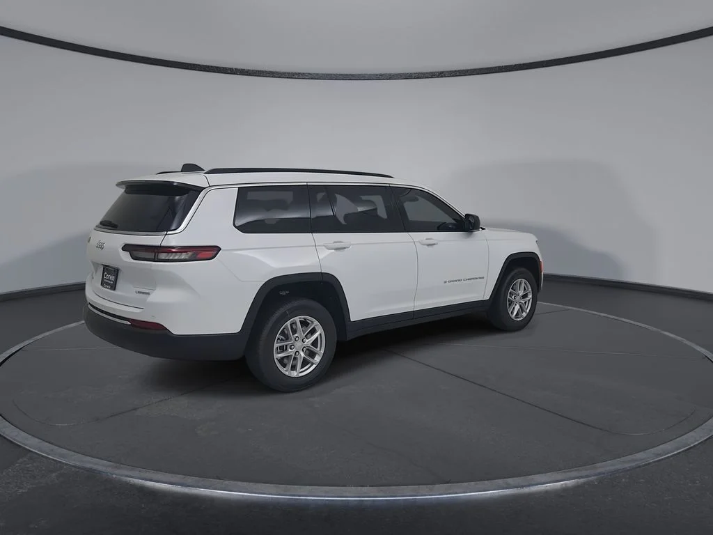 New 2026 Bright White Clear-Coat Exterior Paint Jeep Laredo image 15