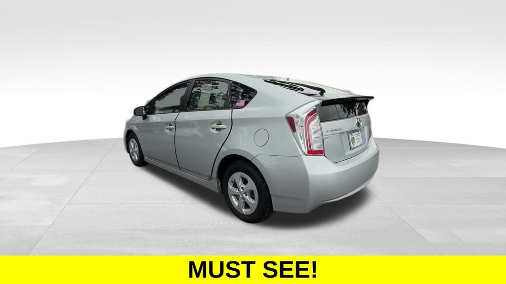 Used 2012 Classic Silver Metallic Toyota Two image 4