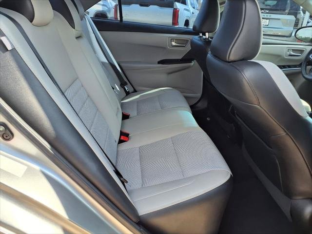 Certified Used 2017 CELESTIAL SILVER Toyota  image 18