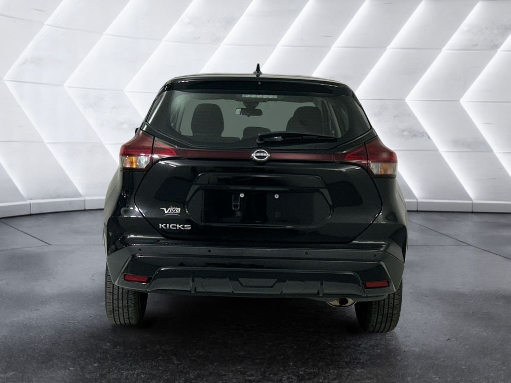Used 2024 Black Nissan S image 5