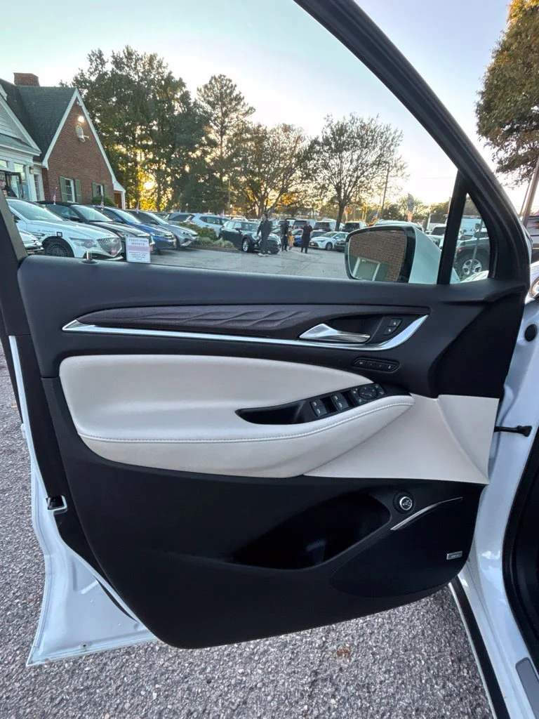 Used 2023 White Buick Avenir image 39