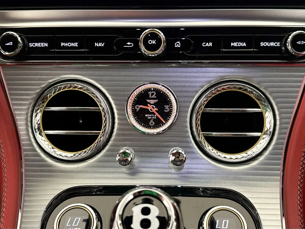 Used 2022  Bentley Speed image 27