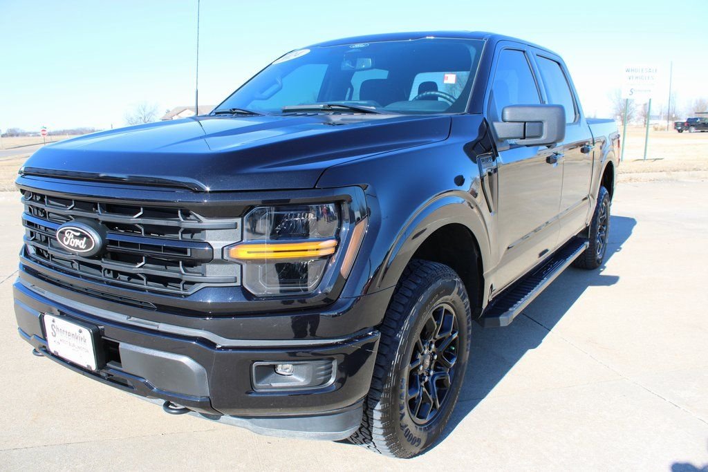 Used 2024  Ford XLT image 17