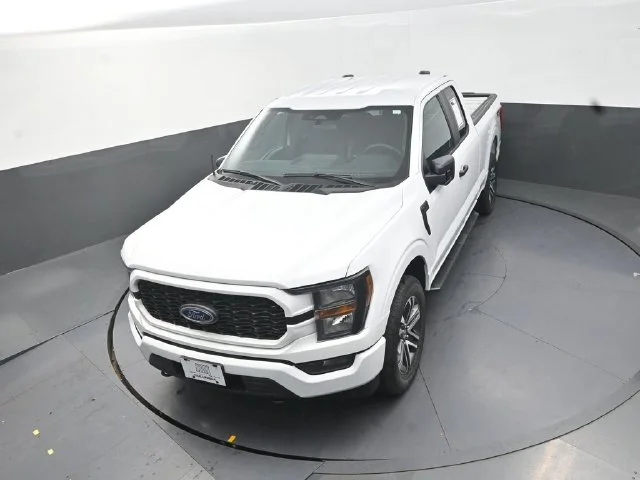 Used 2023 White Ford XL image 13