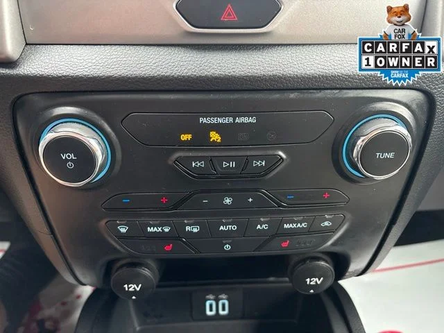 Used 2023 Green Ford XLT image 17