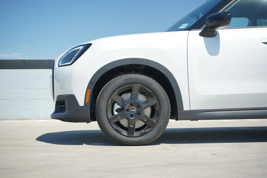 2026 MINI Countryman S - Photo 2