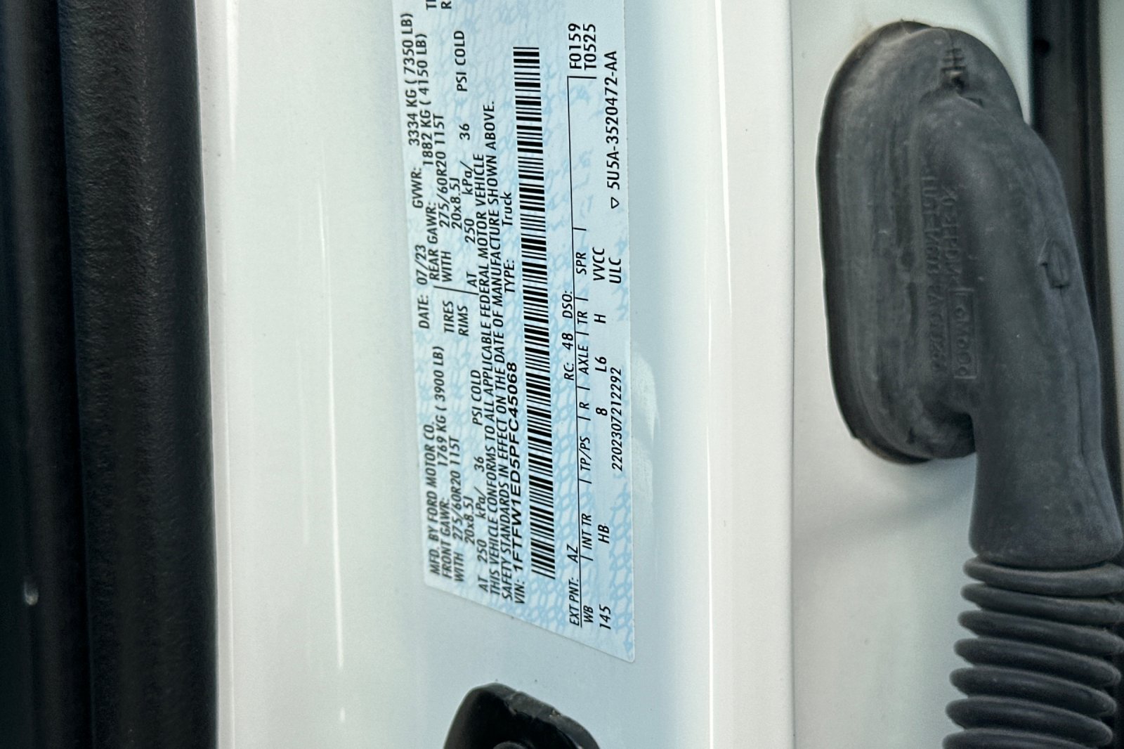 Used 2023 White Ford Lariat image 32
