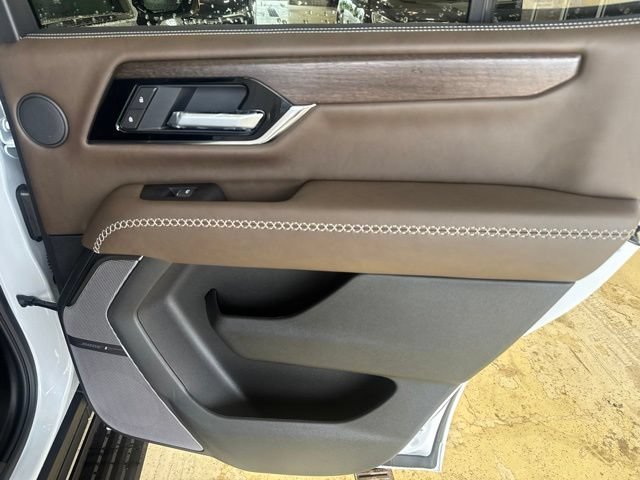 2026 GMC Yukon Denali Ultimate - Photo 44