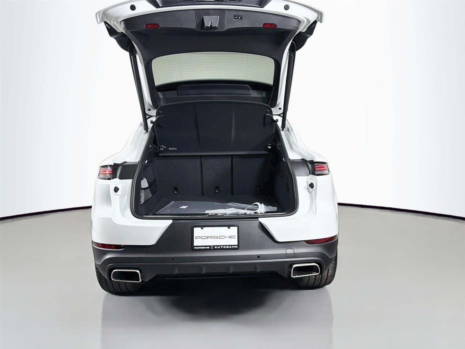New 2026 White Porsche Coupe image 36