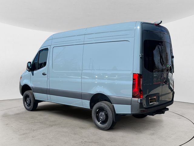 New 2026  Mercedes-Benz Cargo 144 WB image 3