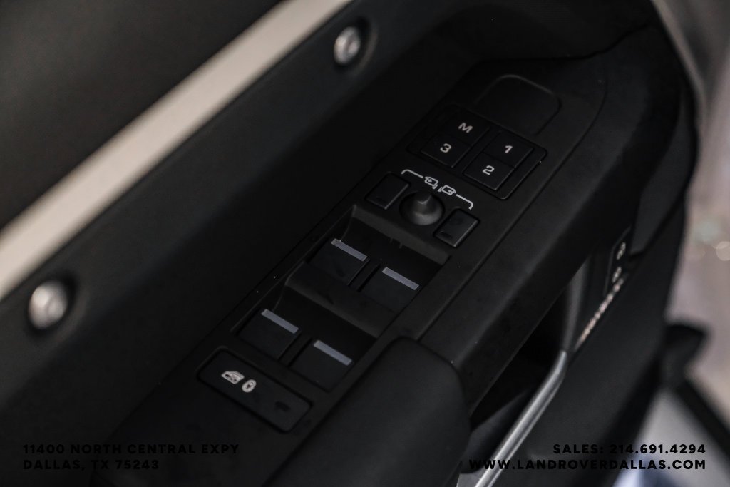 New 2026 Borasco Grey Metallic Land Rover S image 33