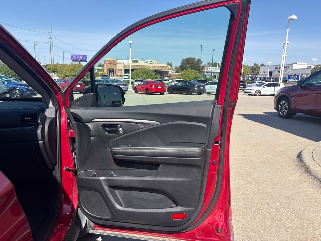 Certified Used 2023 Red Honda RTL image 26